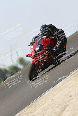 media/Sep-20-2025-TrackDaz (Sat) [[27f0cde673]]/B Group/1120am (Turn 2)/